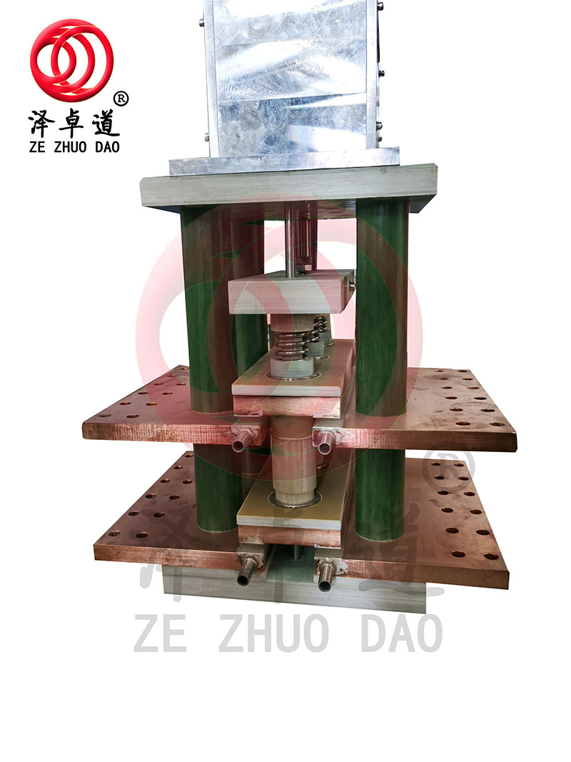 換爐開關(guān)——一種電動(dòng)快速切換開關(guān)